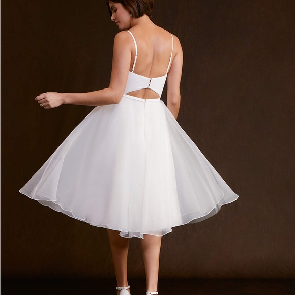 Azazie Ardea Wedding Dress - Picture 2 of 9